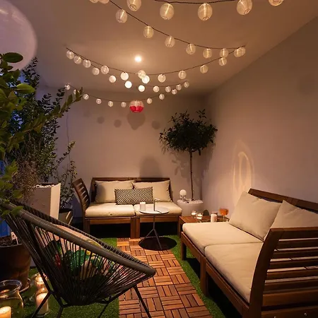 Vista Riverside Romantic Apartment